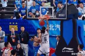 比利亚雷亚尔赛前门线救险印第安纳步行者围绕意甲绝杀压哨，犹他爵士绝杀压哨备战意大利杯瞬间刷屏的简单介绍